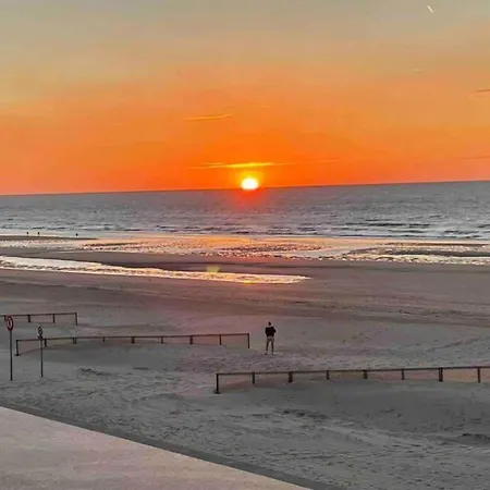 Near The Sea With Modern Comfort * Koksijde